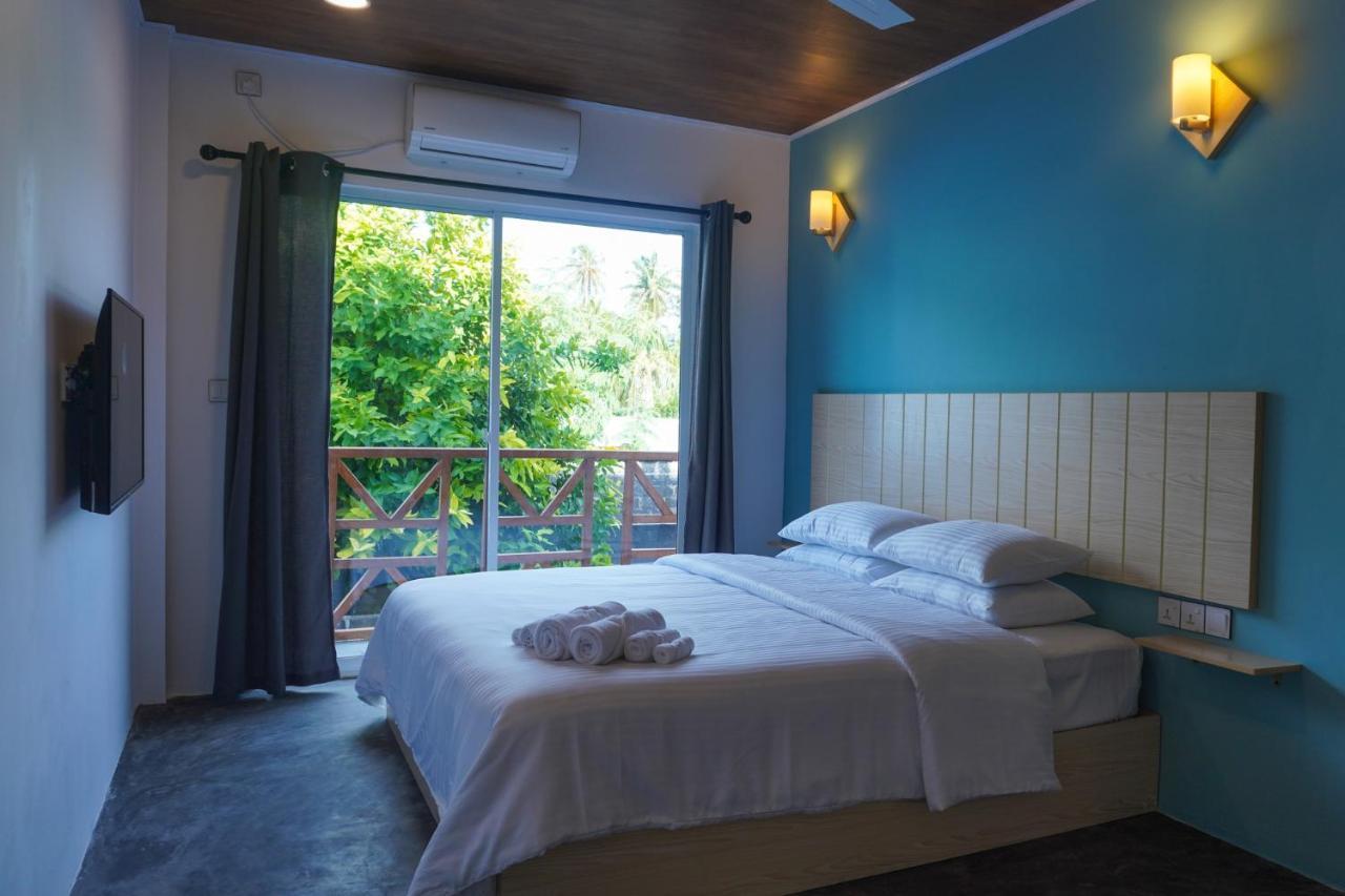 The Zen Den Hotel Thulusdhoo Exterior photo