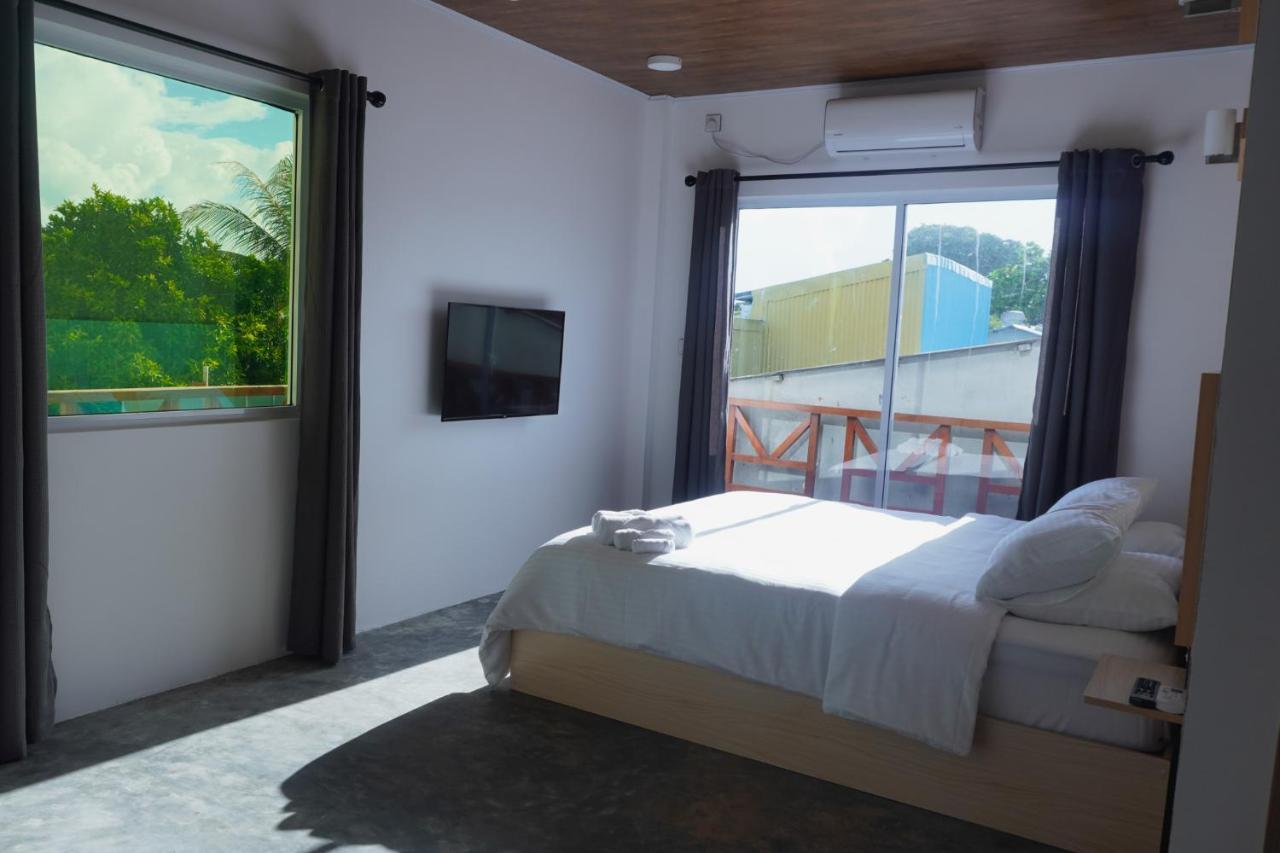 The Zen Den Hotel Thulusdhoo Exterior photo
